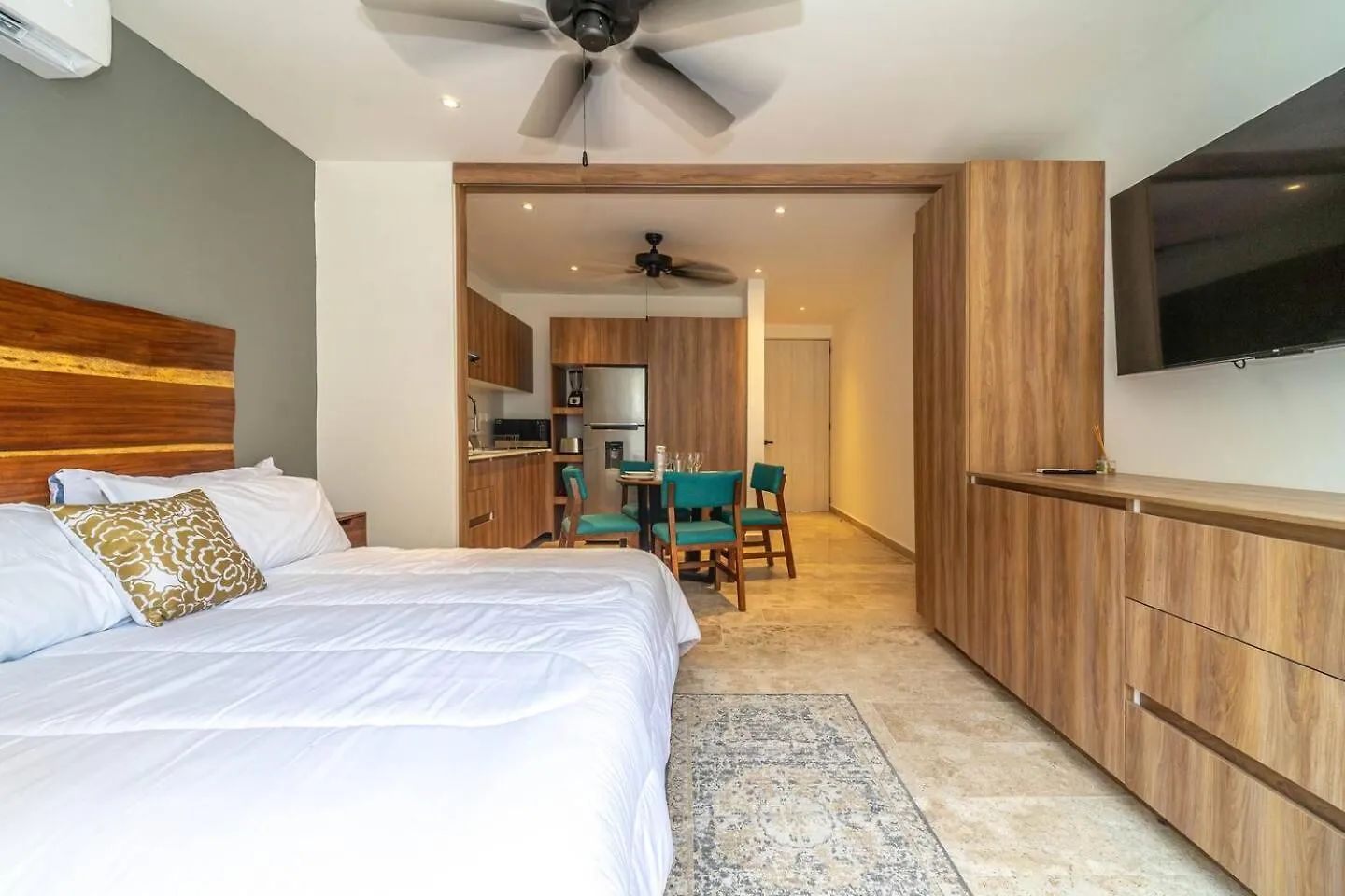 King Suite With Balcony, Gym And Rooftop Pool Tulum Mexico